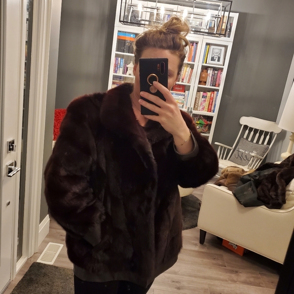 Vintage Fur Coat - Picture 5 of 6